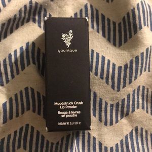 New younique lip powder in ‘contrite’